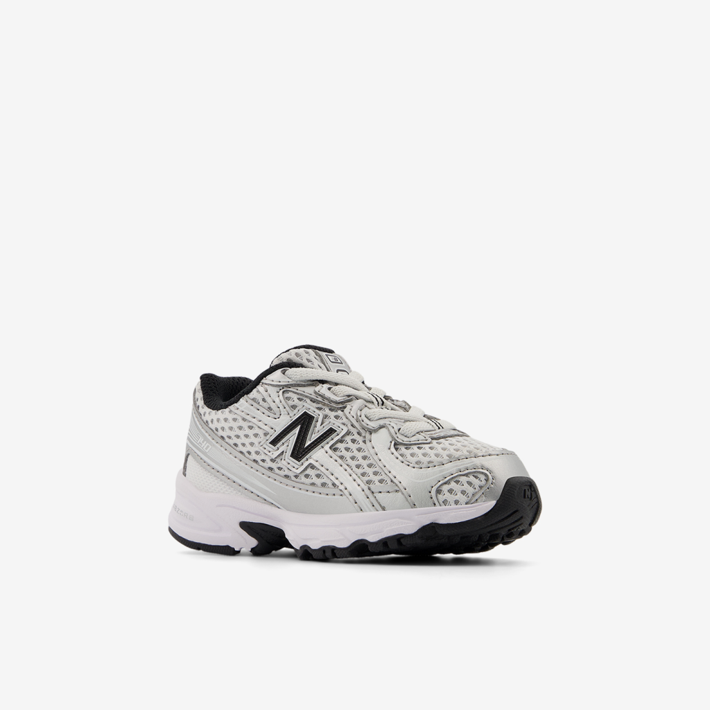 New Balance I 740 Core Freizeitschuhe in WEISS