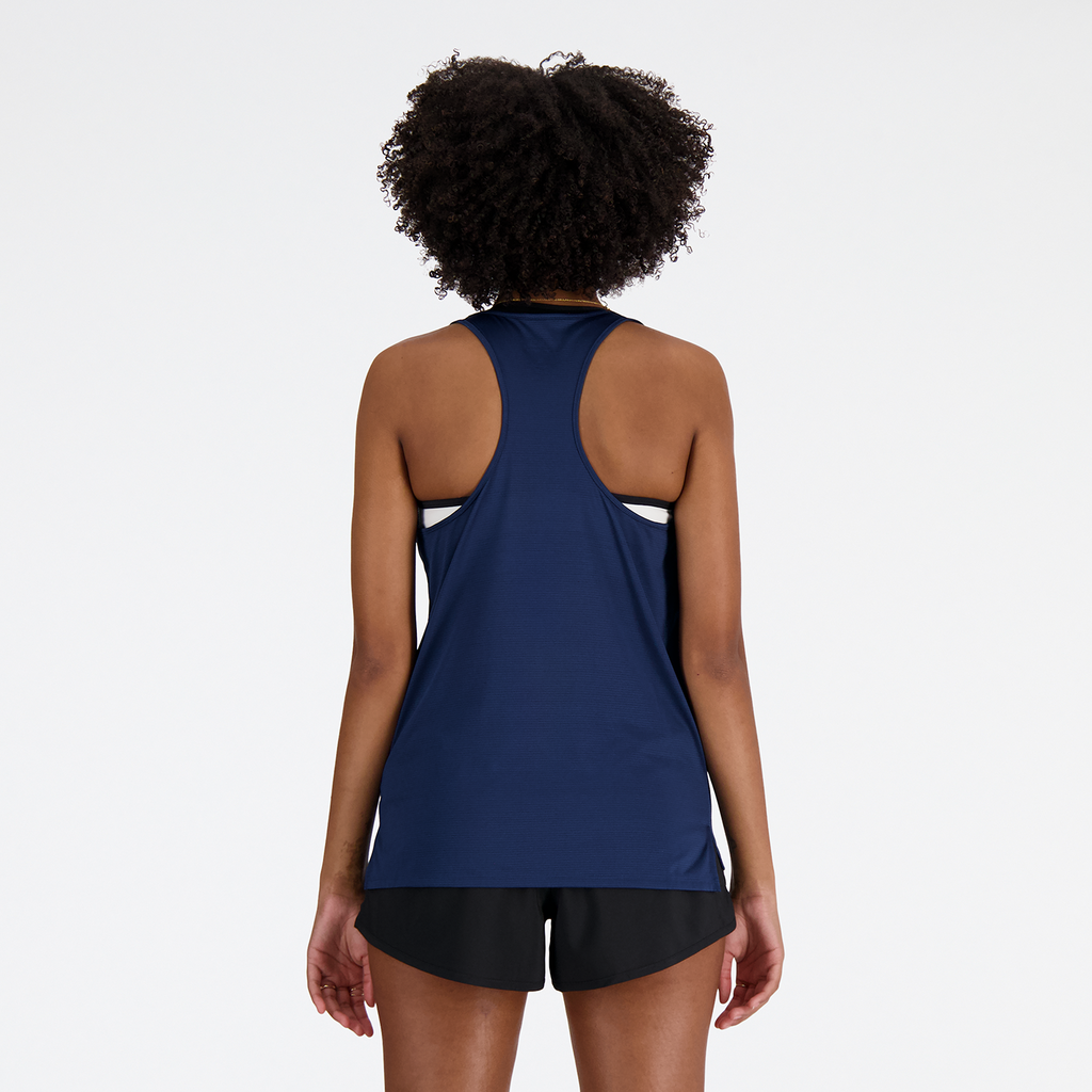 W New Balance Tank nb navy model_bild_back_brandshop