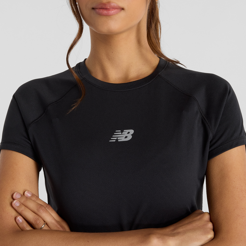 New Balance W Seasonal Jacquard T-Shirt in SCHWARZ