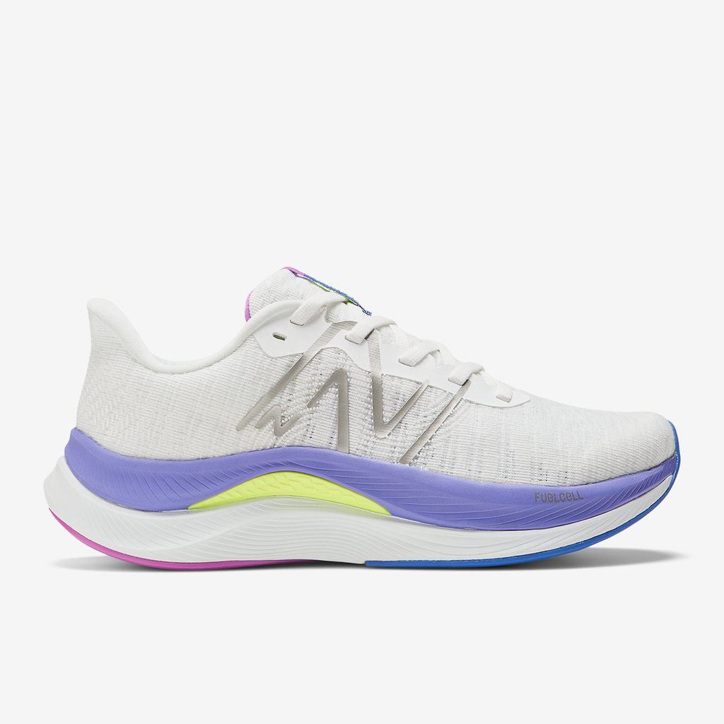 New Balance W Propel v4 Laufschuhe in WEISS