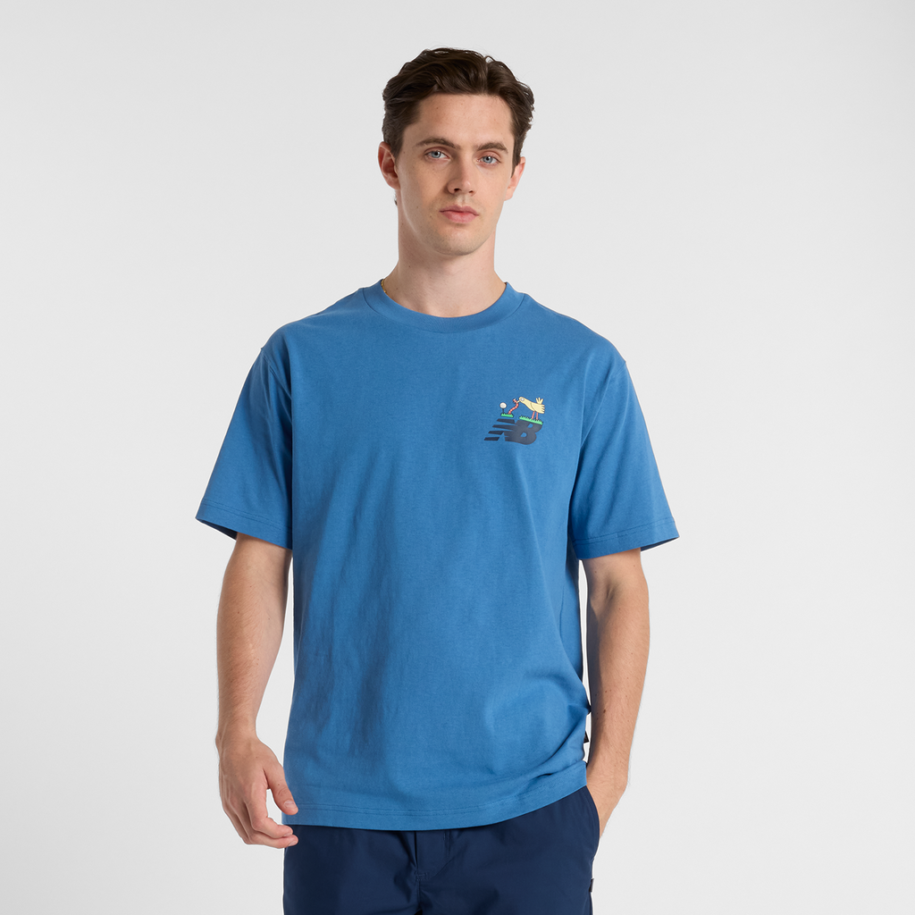 New Balance Athletics Golf Cartoon T-Shirt in BLAU