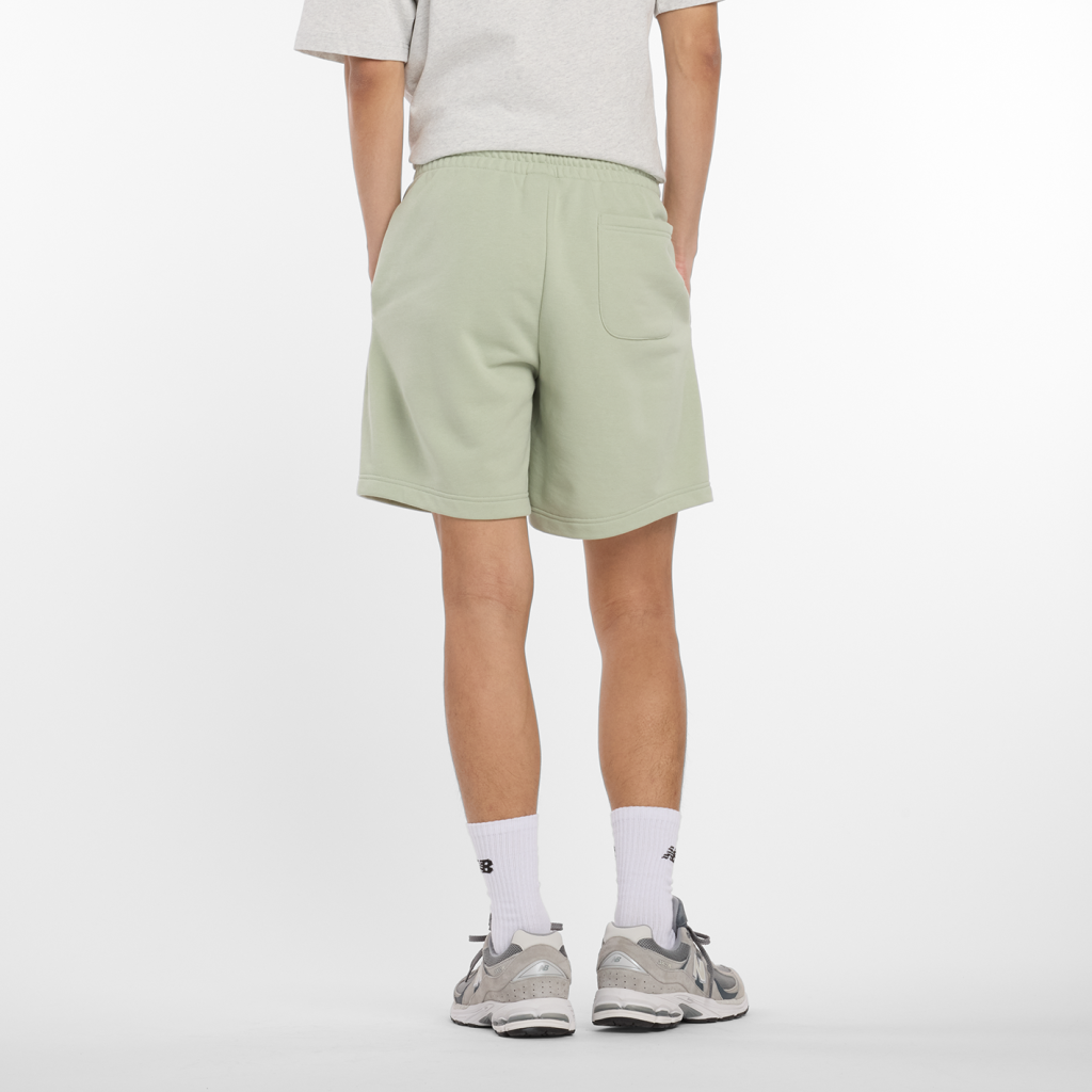 New Balance Sport Essentials French Terry Short 7 Inch in GRÜN