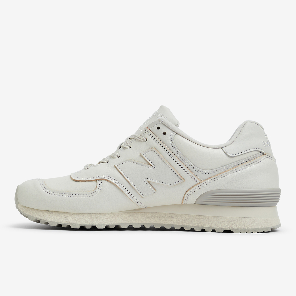 M 576 MiUK Contempo Luxe Freizeitschuhe off white medial_bild_brandshop