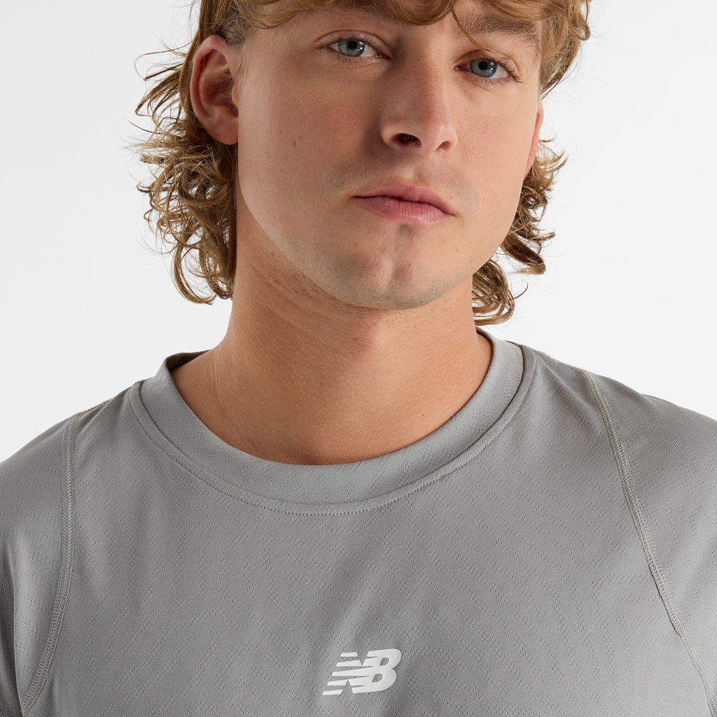 New Balance Jacquard T-Shirt in GRAU