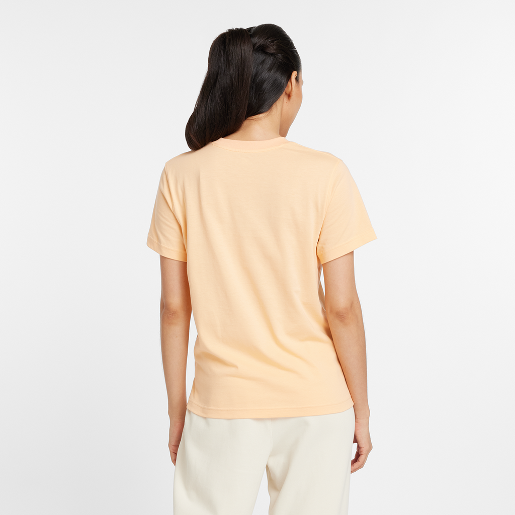 W Sport Essentials Jersey Logo T-Shirt peach blossom model_bild_back_brandshop