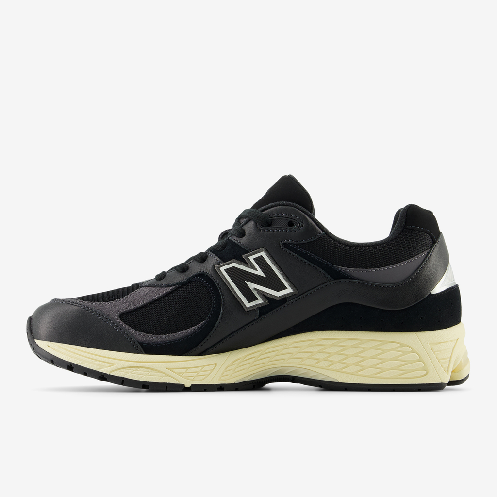 New Balance M 2002R Clean Vintag Freizeitschuhe in SCHWARZ