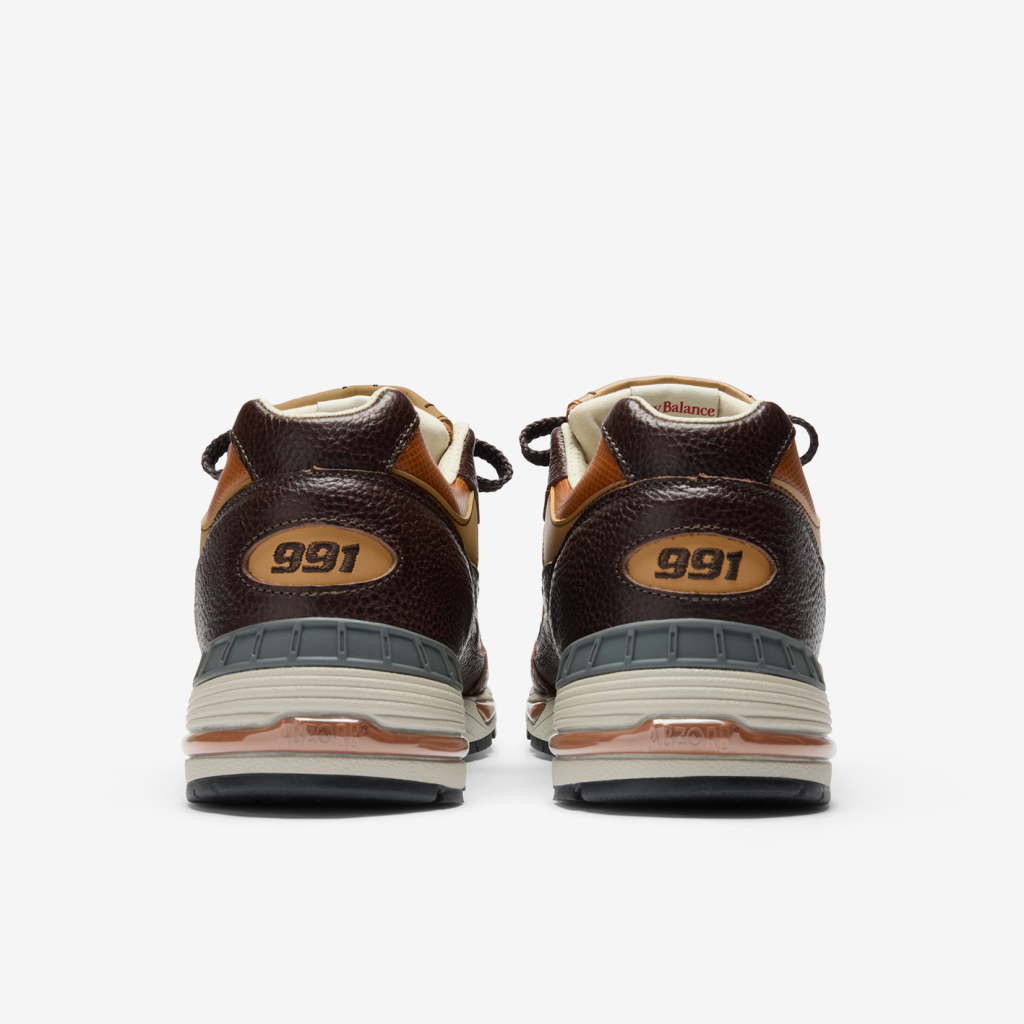 New Balance M 991 v1 Made in UK Luxe Freizeitschuhe in BRAUN