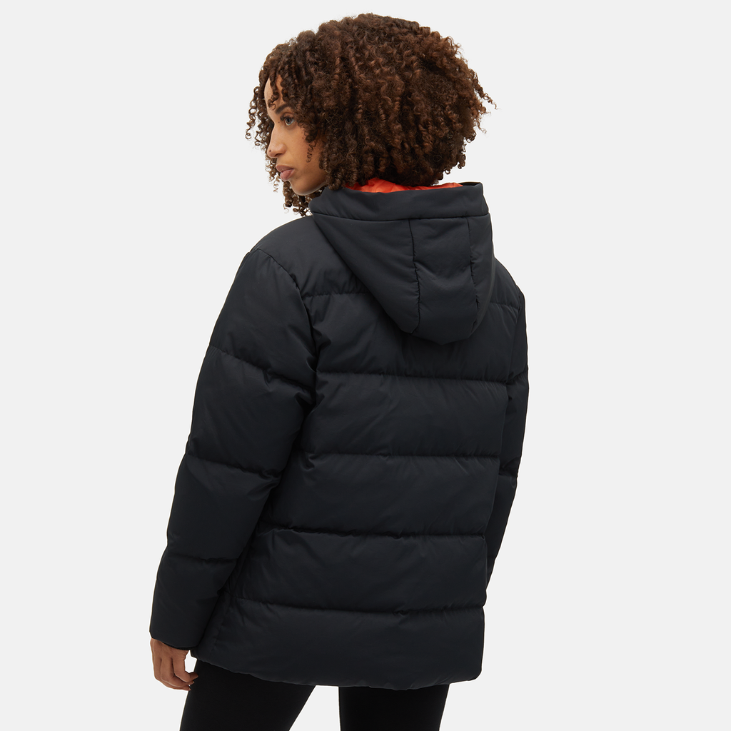 New Balance W NBX Soft Alpine Icon Down Jacket in SCHWARZ