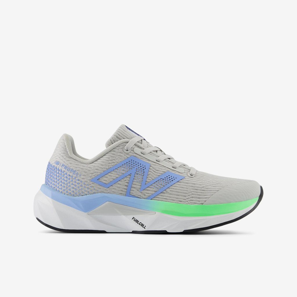 New Balance G Propel v5 Laufschuhe in GRAU