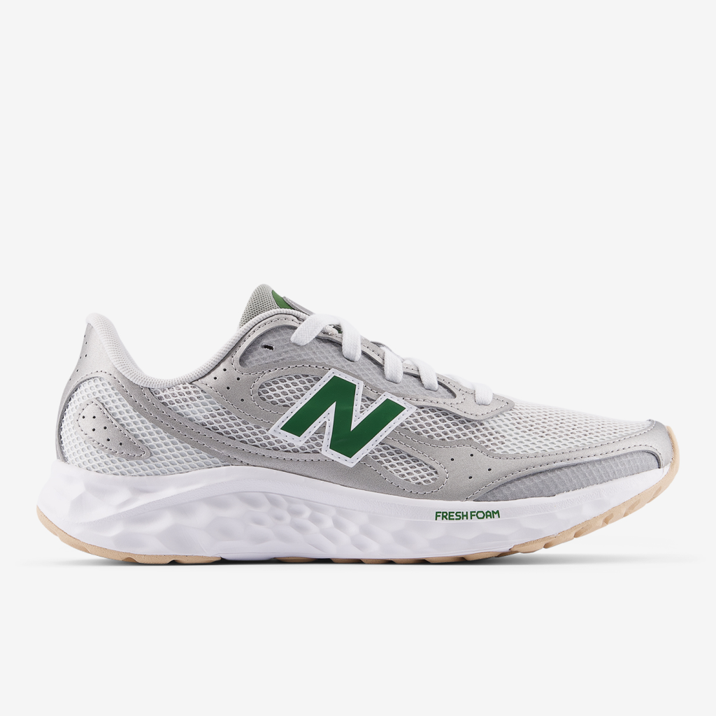 New Balance M Arishi v4 Laufschuhe in GRAU