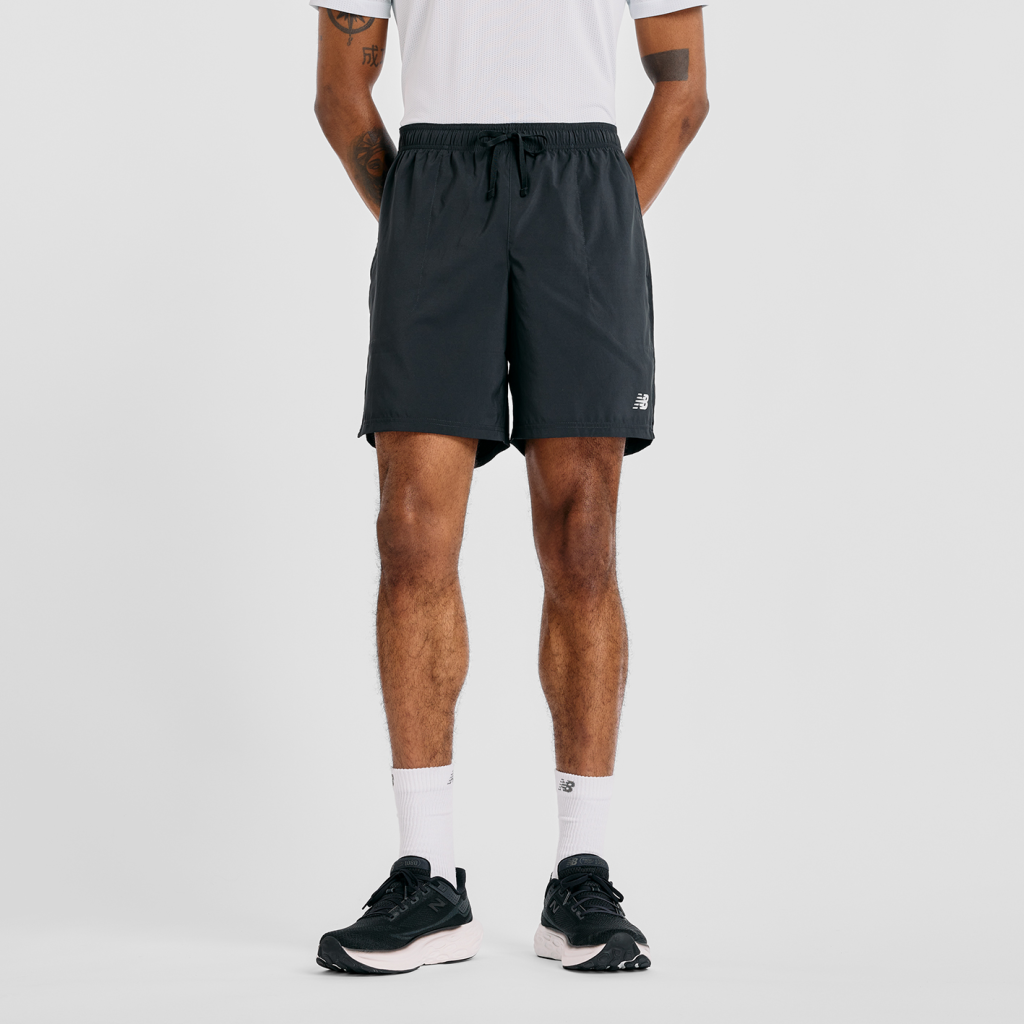 New Balance Sport Lined Short 7" in SCHWARZ