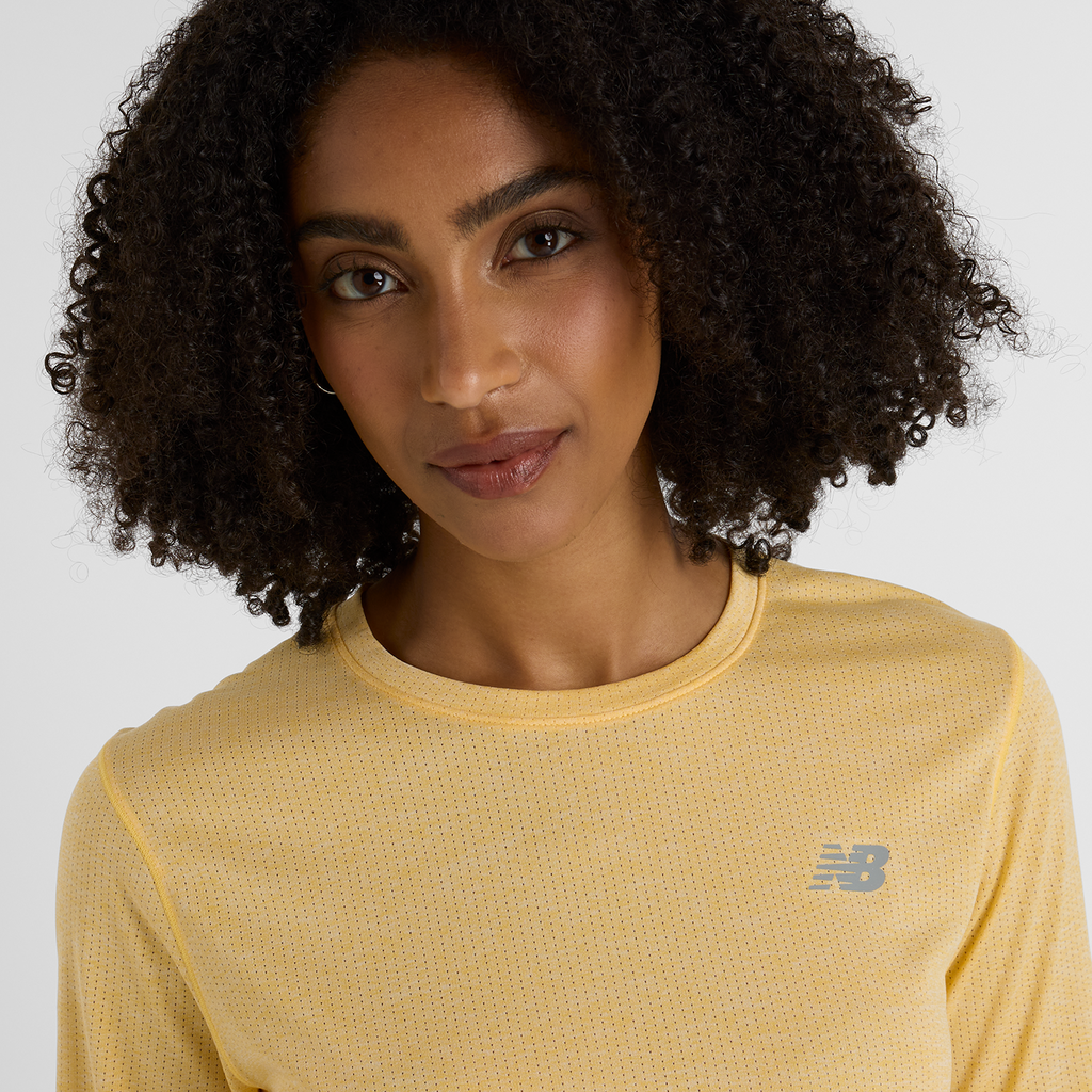 New Balance W NB Athletics Long Sleeve in ORANGE