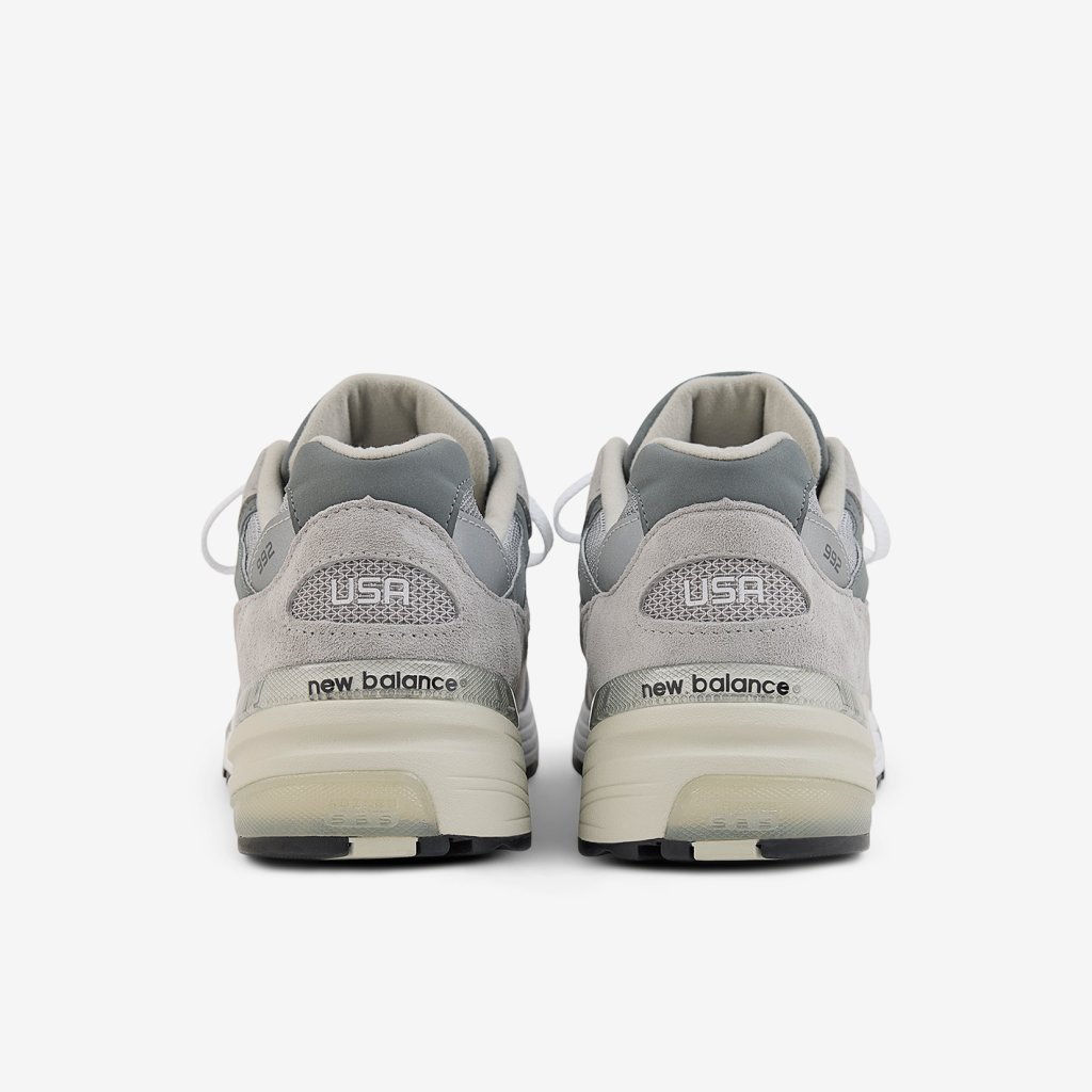 New Balance M 992 Made in USA Core Freizeitschuhe in GRAU