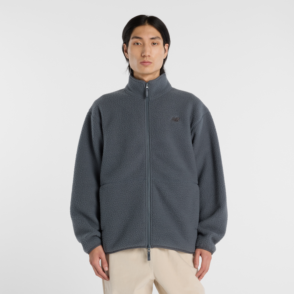 New Balance High Pile Jacket in GRAU