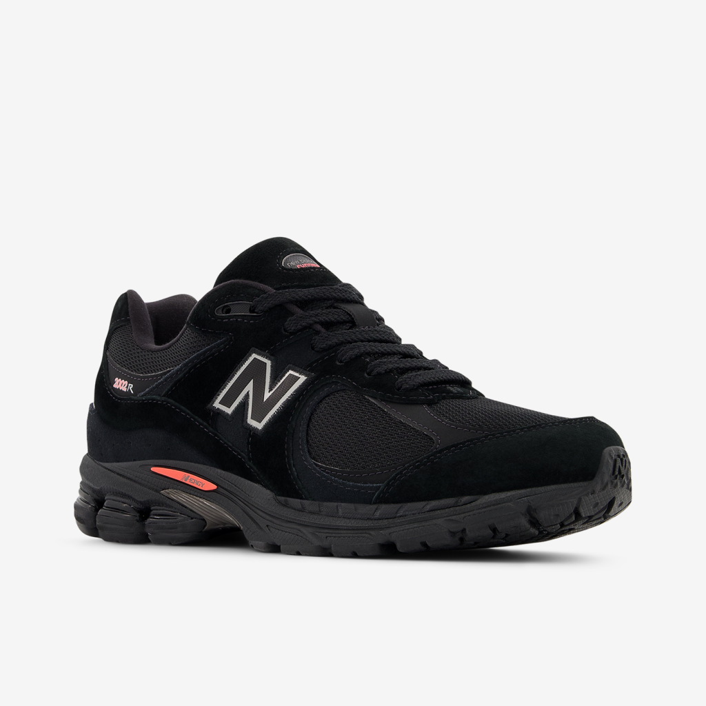 New Balance U 2002 Fall Essentials Freizeitschuhe in SCHWARZ