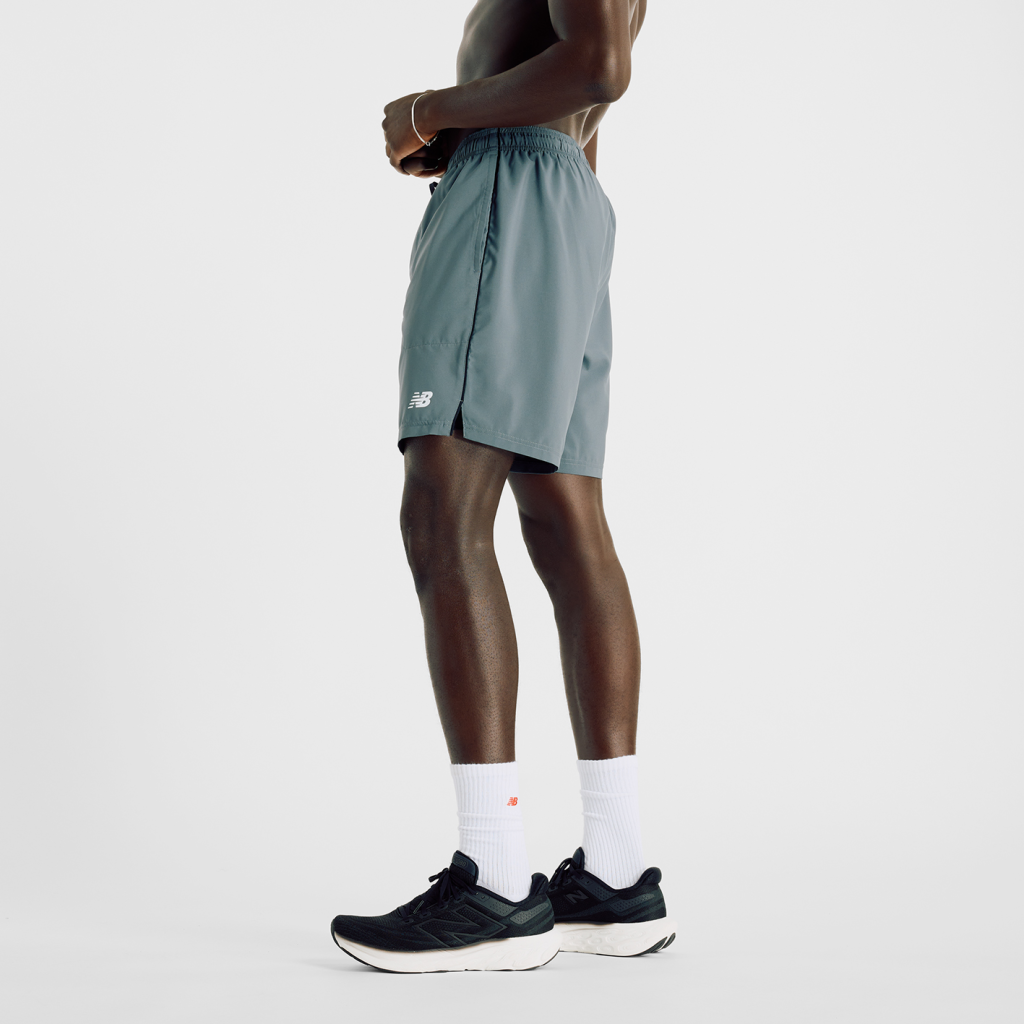 New Balance Sport Lined Short 7" in GRAU