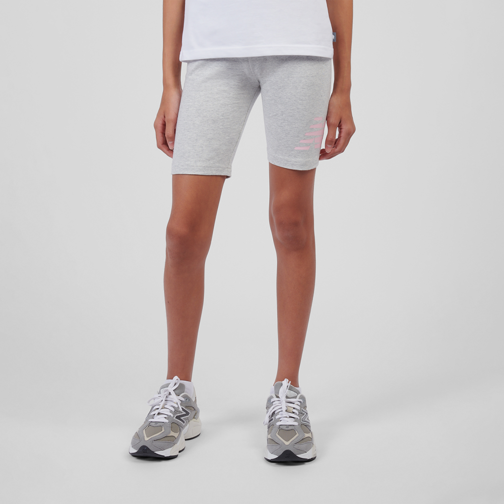 New Balance G Stacked Logo Cycle Short in GRAU