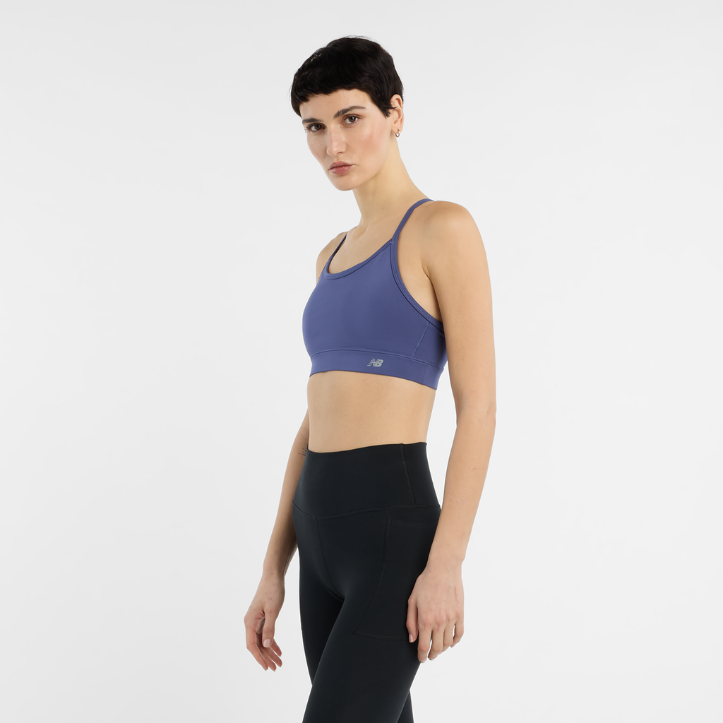 New Balance W NB Essential Yoga Bra in BLAU