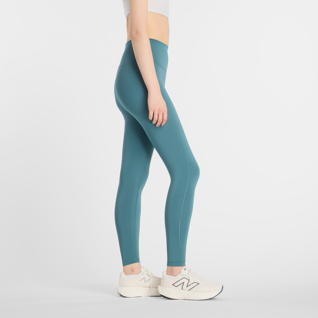 New Balance W Sport High Rise Legging 25" in GRÜN