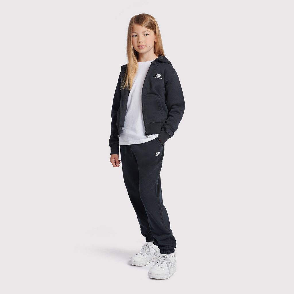 New Balance G New Balance French Terry Small Logo Jogger in SCHWARZ