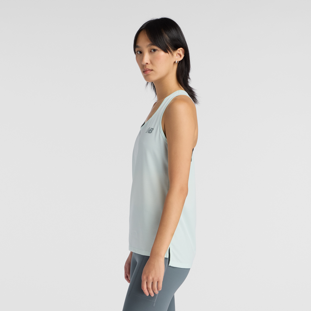 New Balance W Sport Core Tank in GRÜN