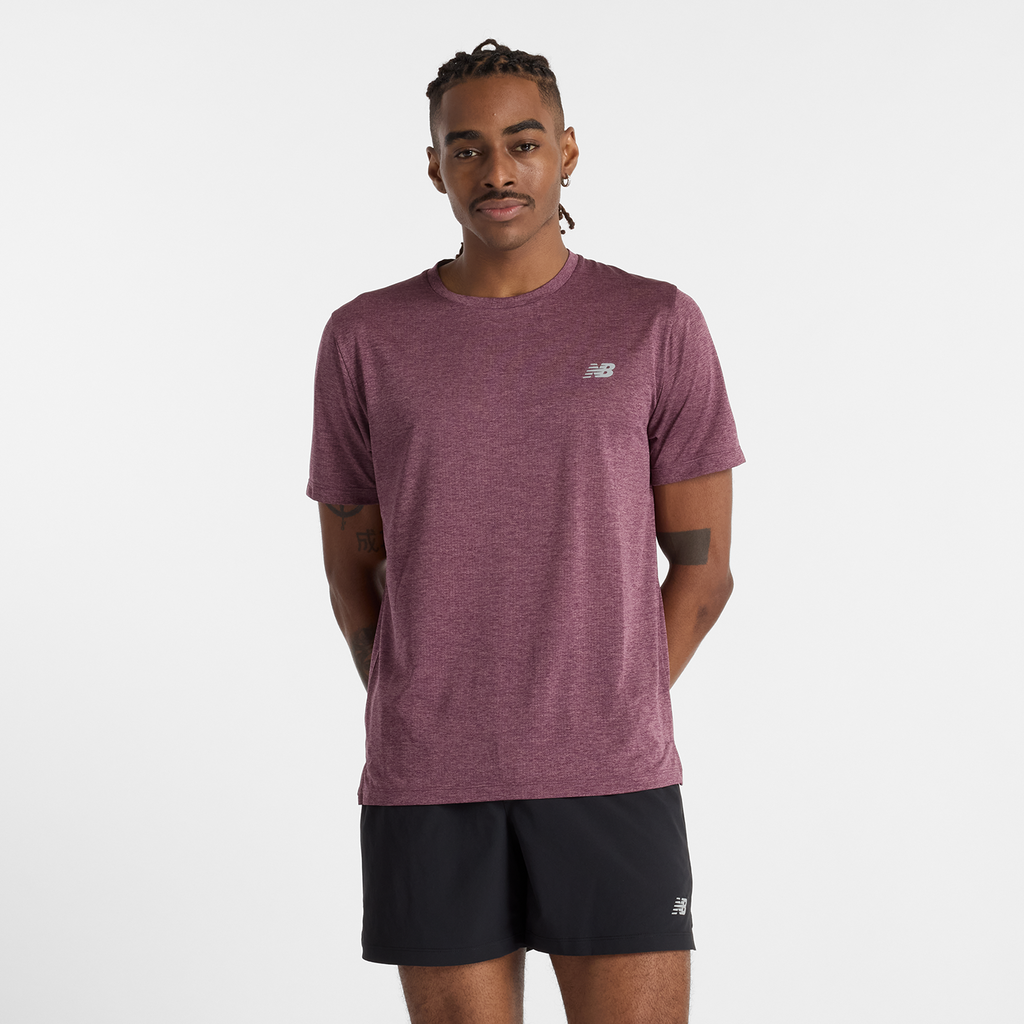 New Balance NB Athletics Run T-Shirt in VIOLETT