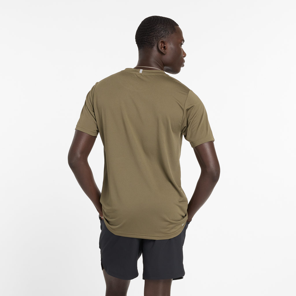 Core Run Short Sleeve dark moss model_bild_back_brandshop