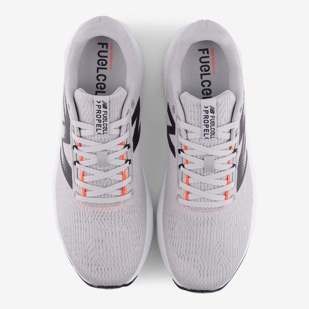 New Balance M Propel v5 Laufschuhe in GRAU