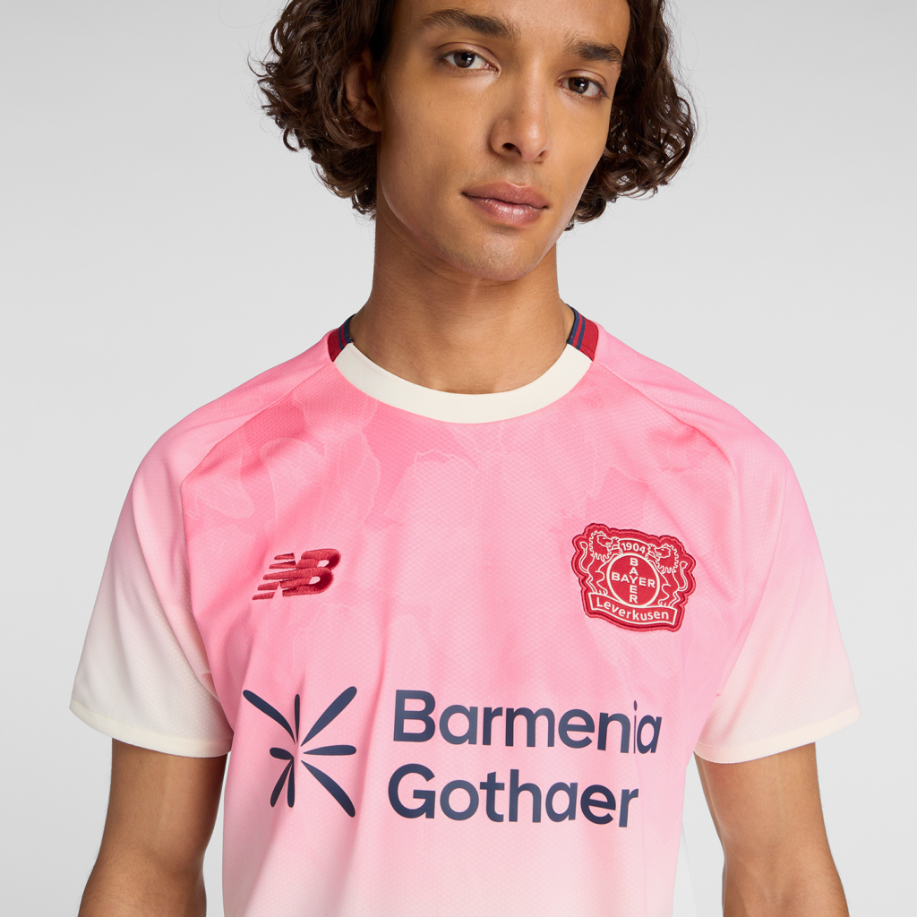 New Balance Bayer 04 Leverkusen Away SS Jersey 25/26 in MEHRFARBIG