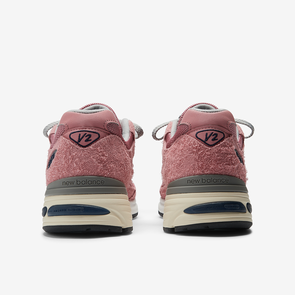 M 991 v2 Made in UK Freizeitschuhe pink rueckseite_bild_brandshop