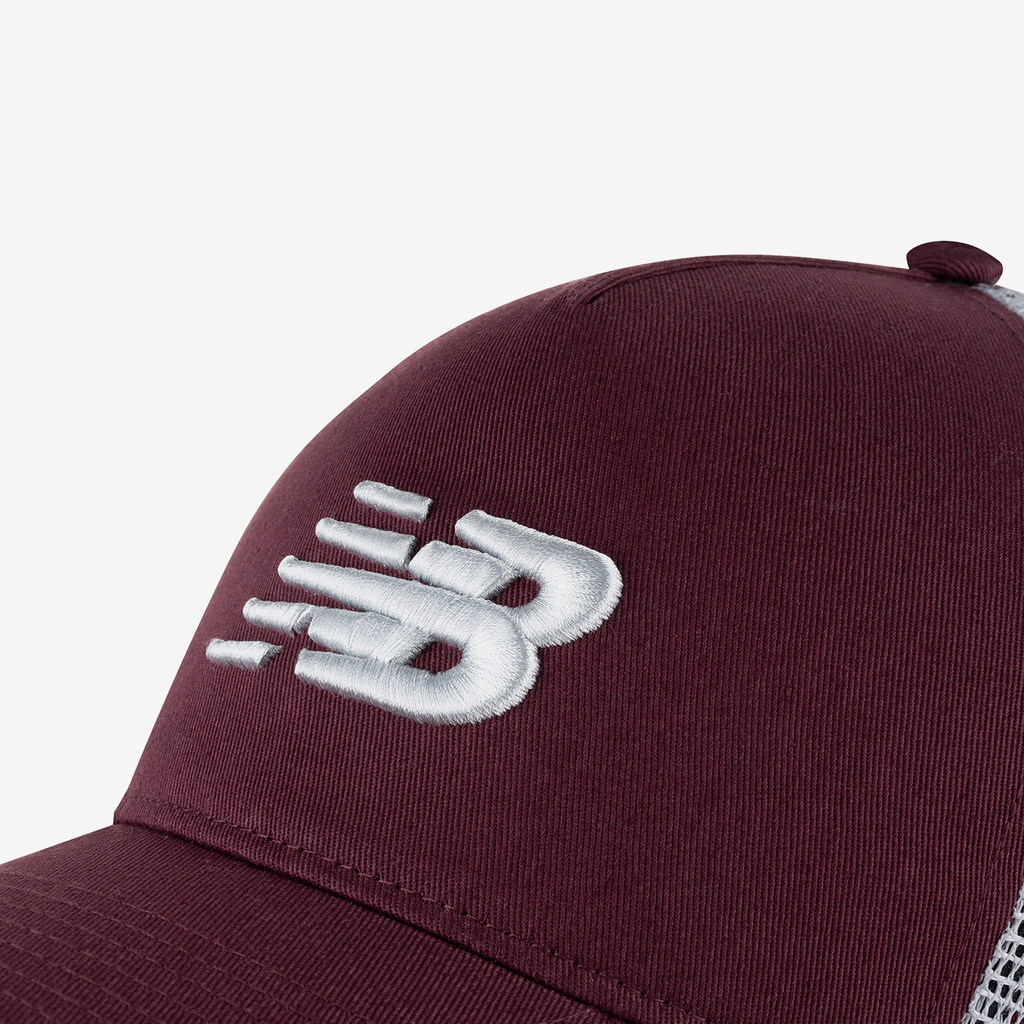 Sport Essentials Trucker Hat nb burgundy detail_bild1_brandshop