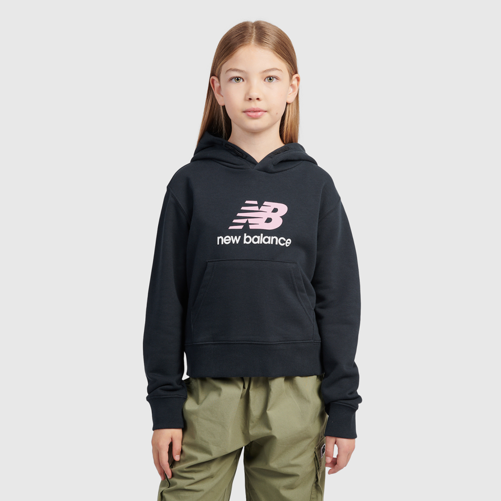 New Balance G NEW BALANCE FT STACKED LOGO HOODIE in SCHWARZ