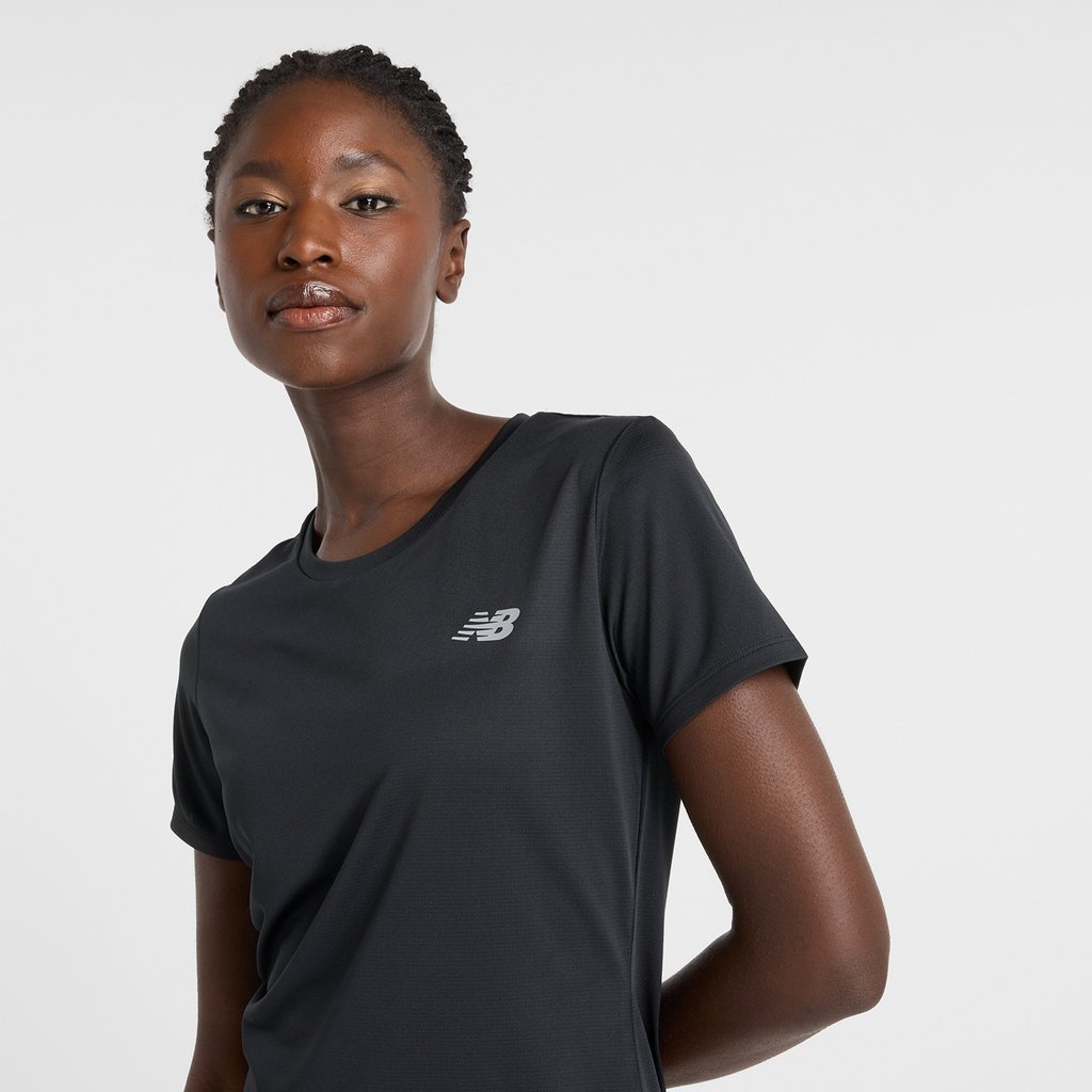 New Balance W Sport Short Sleeve in SCHWARZ