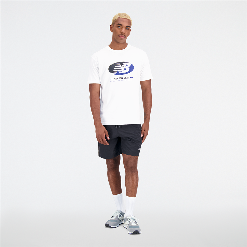 Athletics Remastered Woven Short black model_bild_brandshop