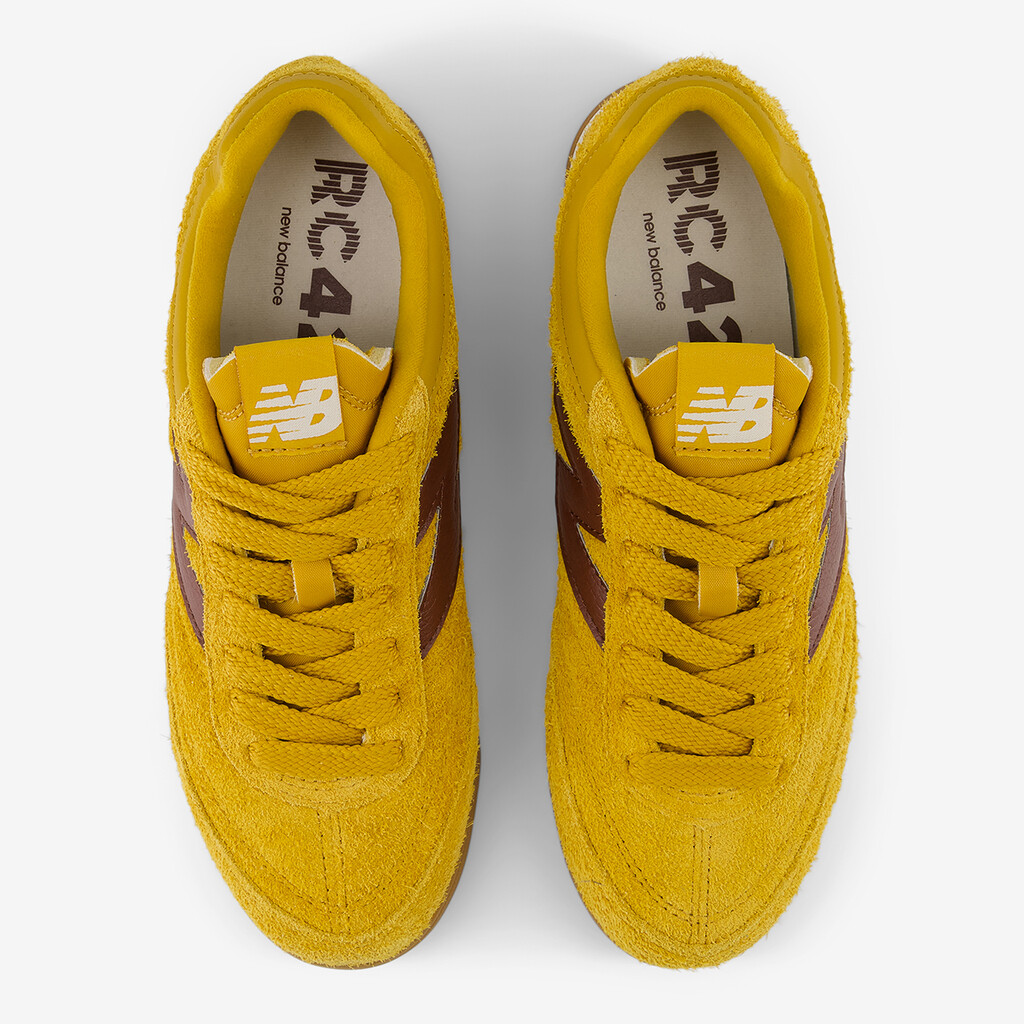 New Balance - URC42HE - butterscotch