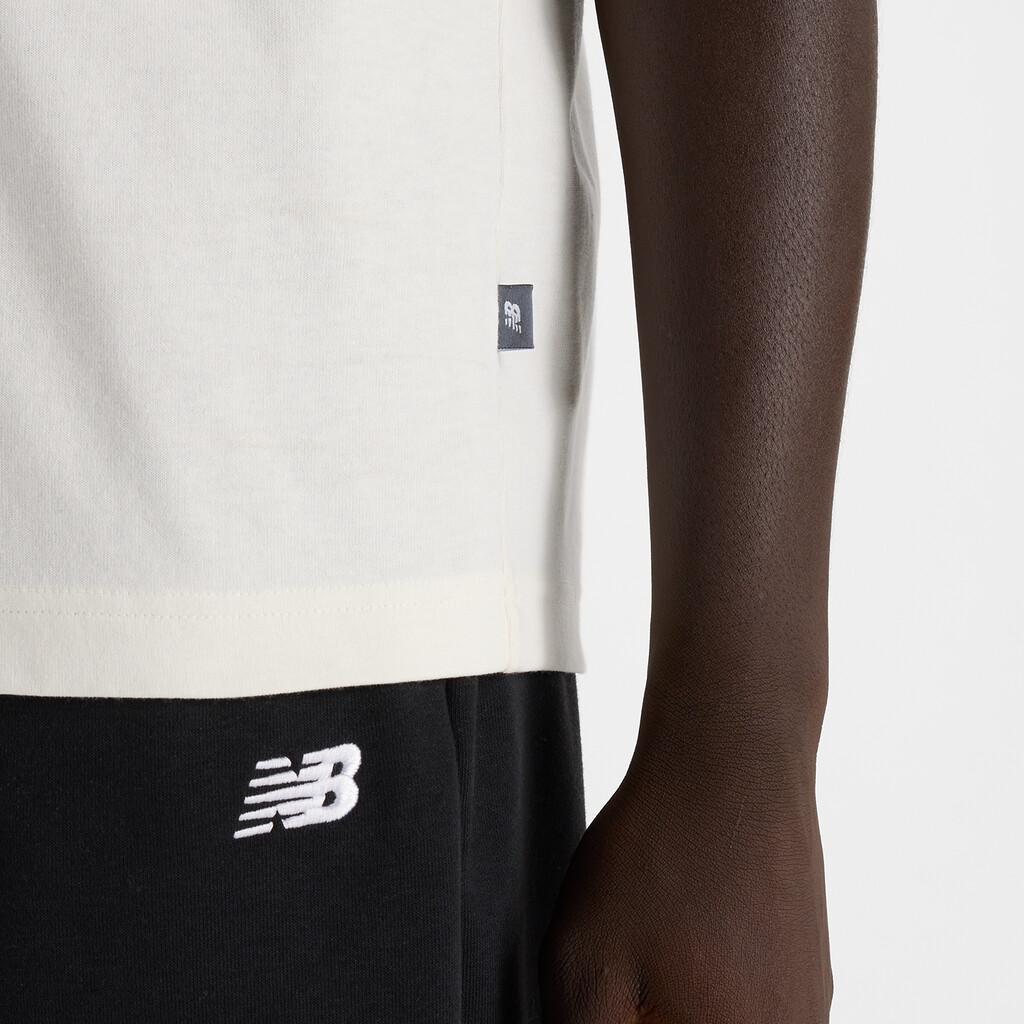 New Balance - Athletics Relaxed Archive Walk T-Shirt - sea salt