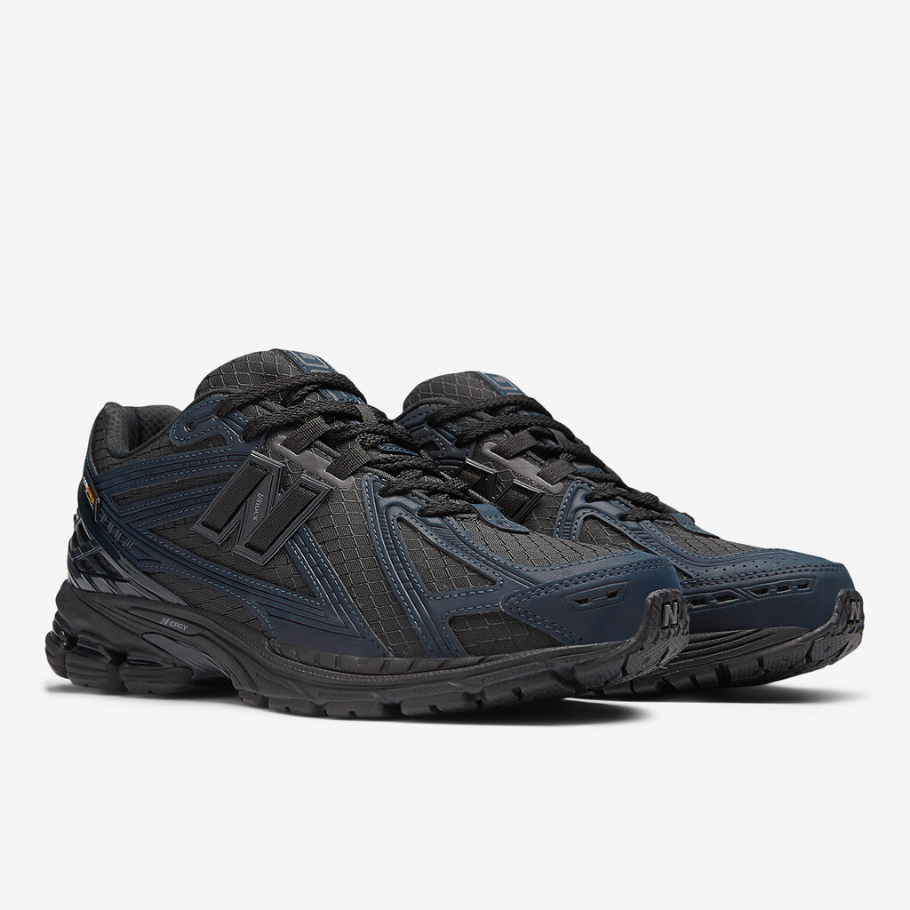 New Balance - M1906RWE - black/blue