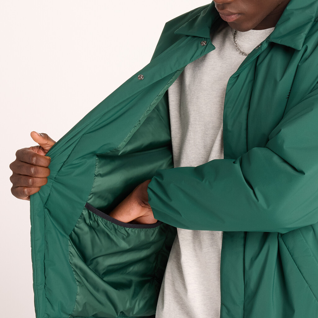 New Balance - Coaches Jacket - nightwatch green