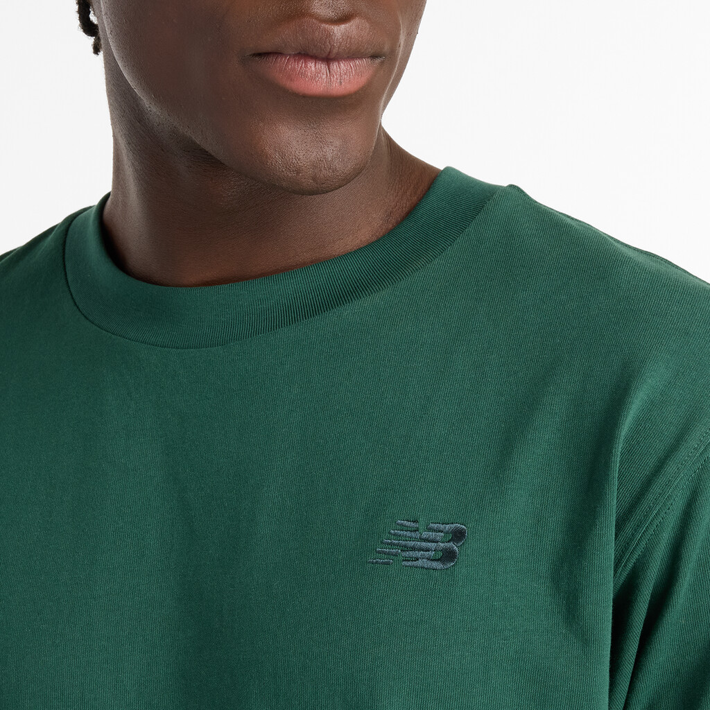 New Balance - NB Athletics Cotton T-Shirt - nightwatch green