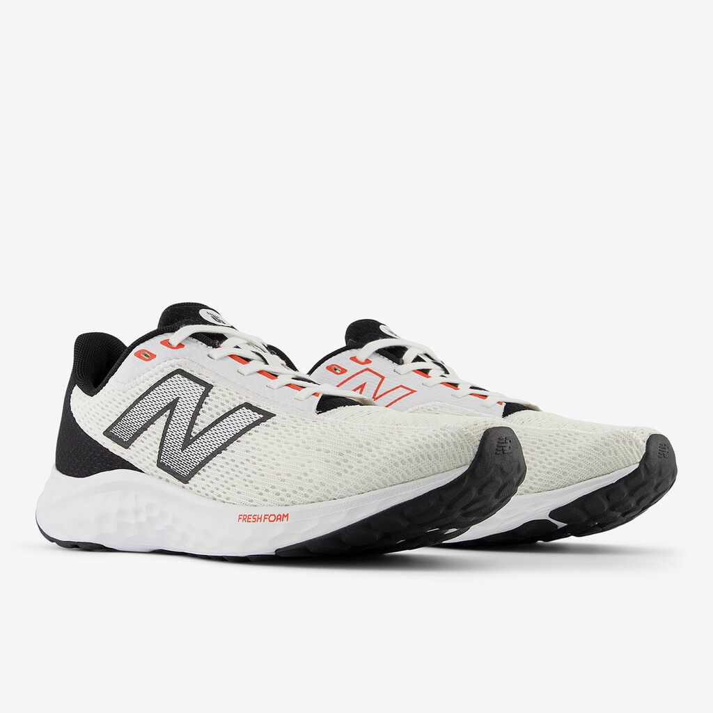 New Balance - MARISYR4 Fresh Foam Arishi v4 - white