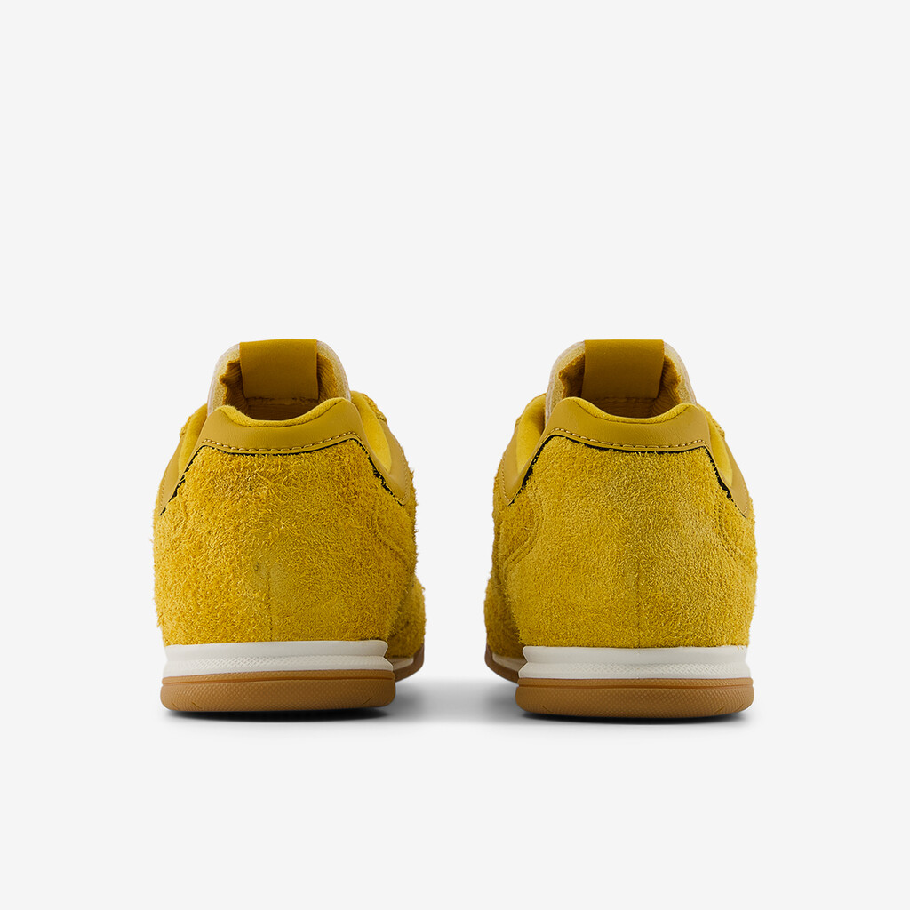 New Balance - URC42HE - butterscotch