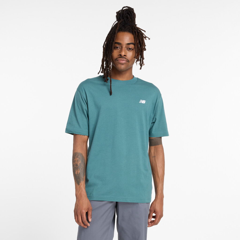 New Balance - Sport Essentials Small Logo T-Shirt - new spruce