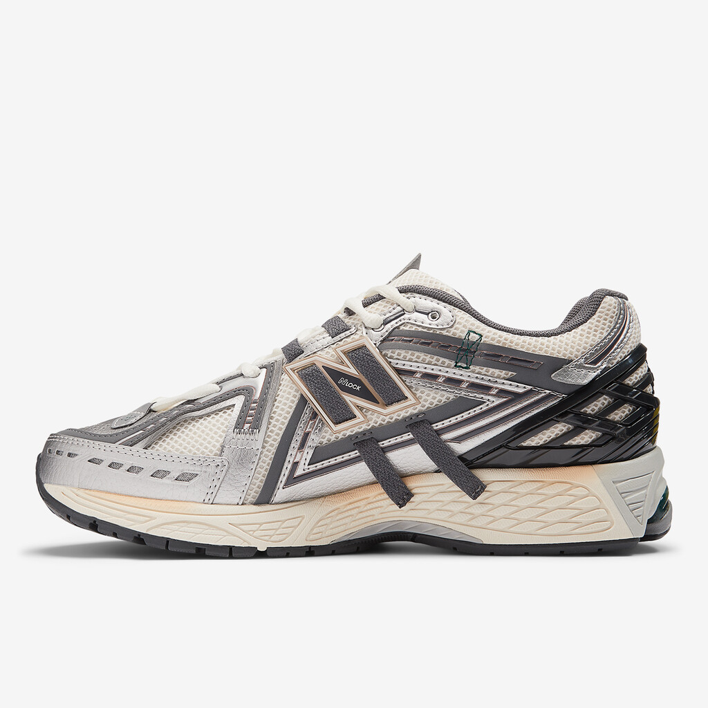 New Balance - M1906AD - silver metallic