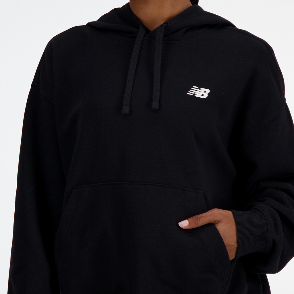 New Balance - W Sport Essentials French Terry Small Logo Hoodie - black