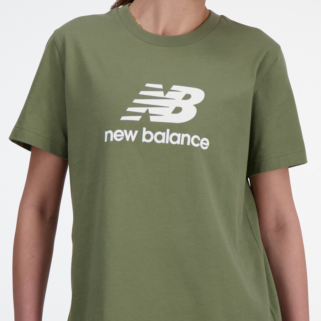 New Balance - W Sport Essentials Jersey Logo T-Shirt - dark olivine